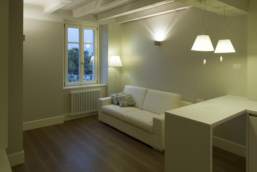 Apartamento La Casa Del Porto Lovere Habitación foto